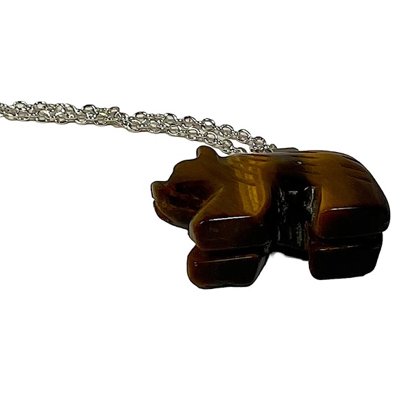 Bear tigers eye glossy metallic charm carved pendant necklace on silver chain - Picture 11 of 16